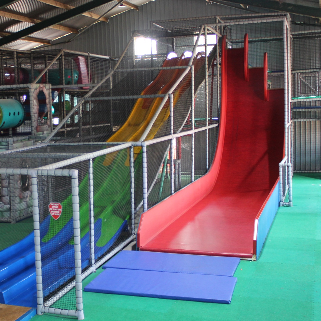 4K Giant Slides